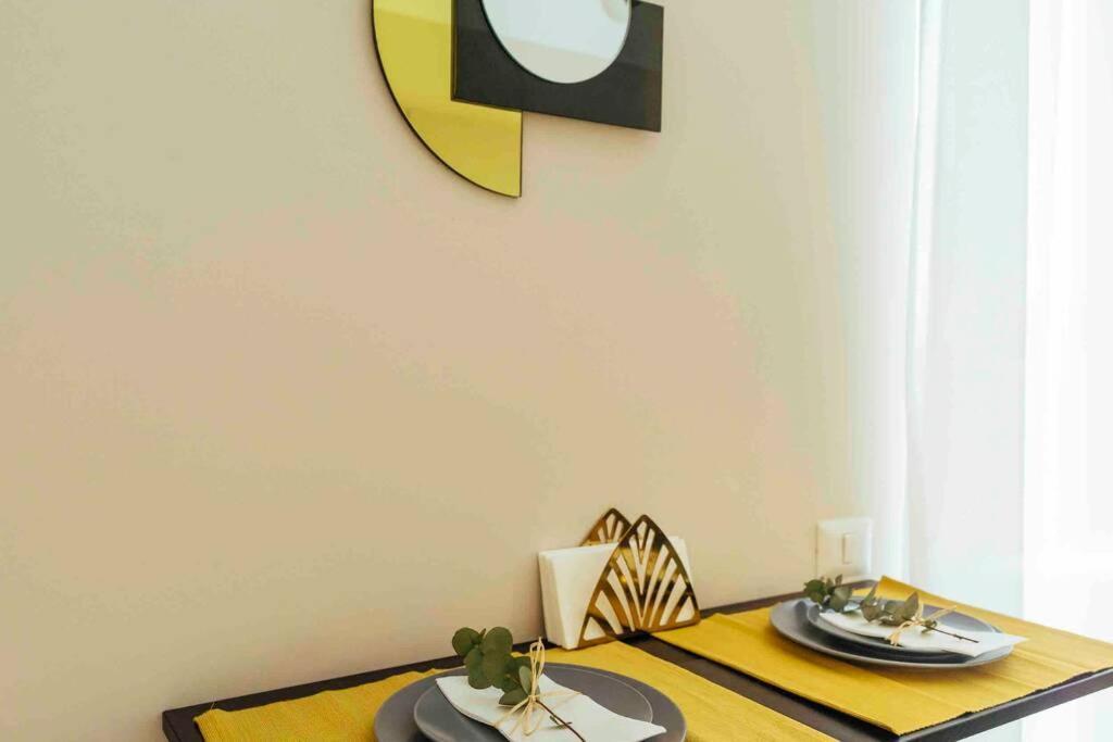 Stunning Views - Location - Netflix + Balcony Apartamento *