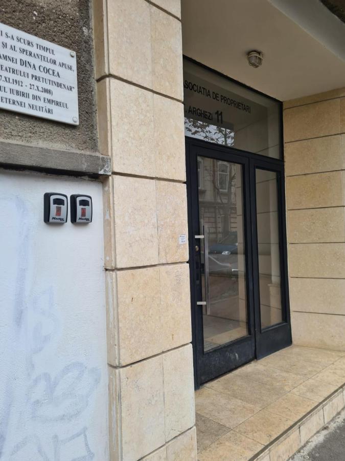 Central Arghezi Art Deco Piata Universitatii Apartament Bucureşti