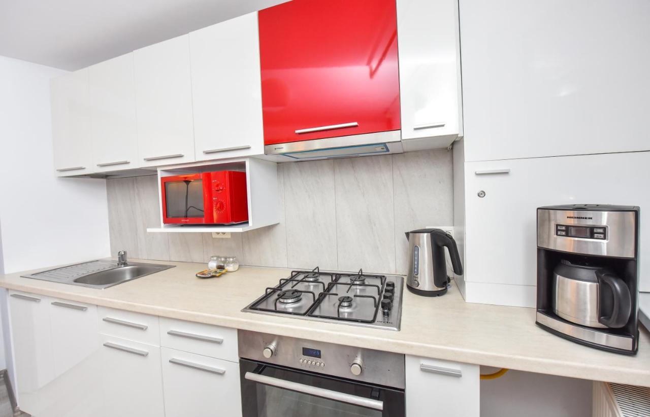 Bucharest Accommodation Apartments *