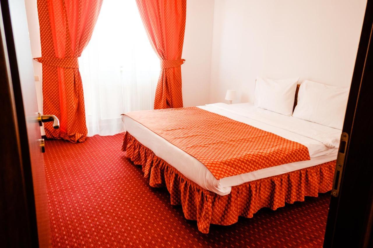 West Gate Apartment Bucharest