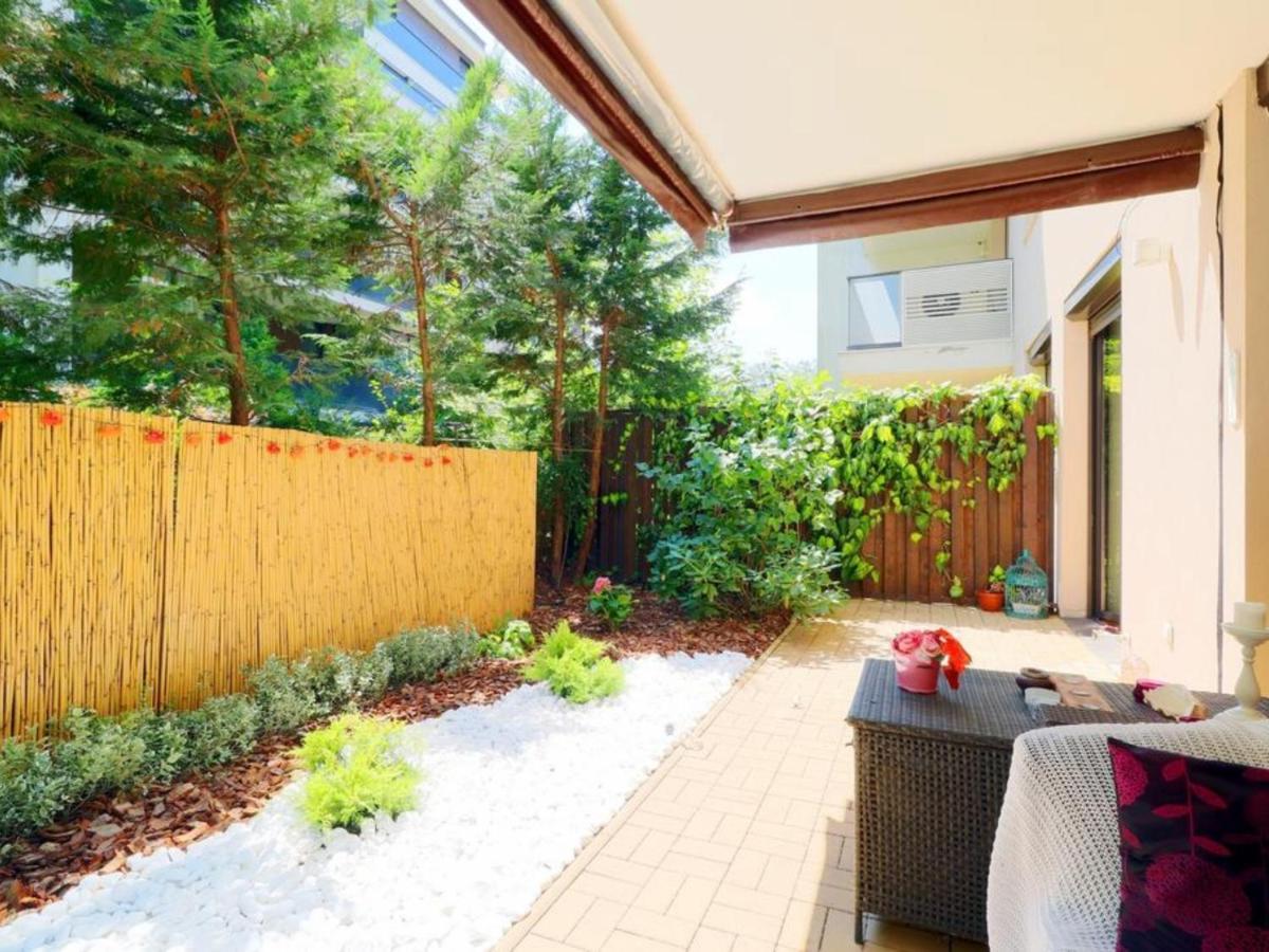 Apartament Nightingale Close To The Zoo And Shopping City Baneasa * Bucureşti