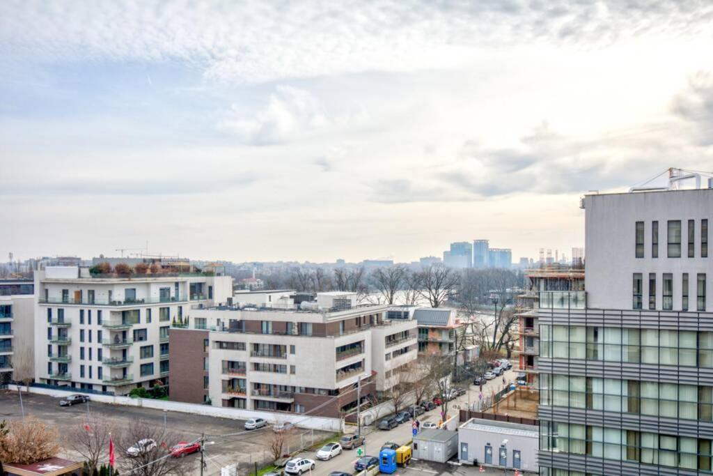Apartamento - North Area View Residences - 3 Bedrooms - Herastrau - Baneasa *