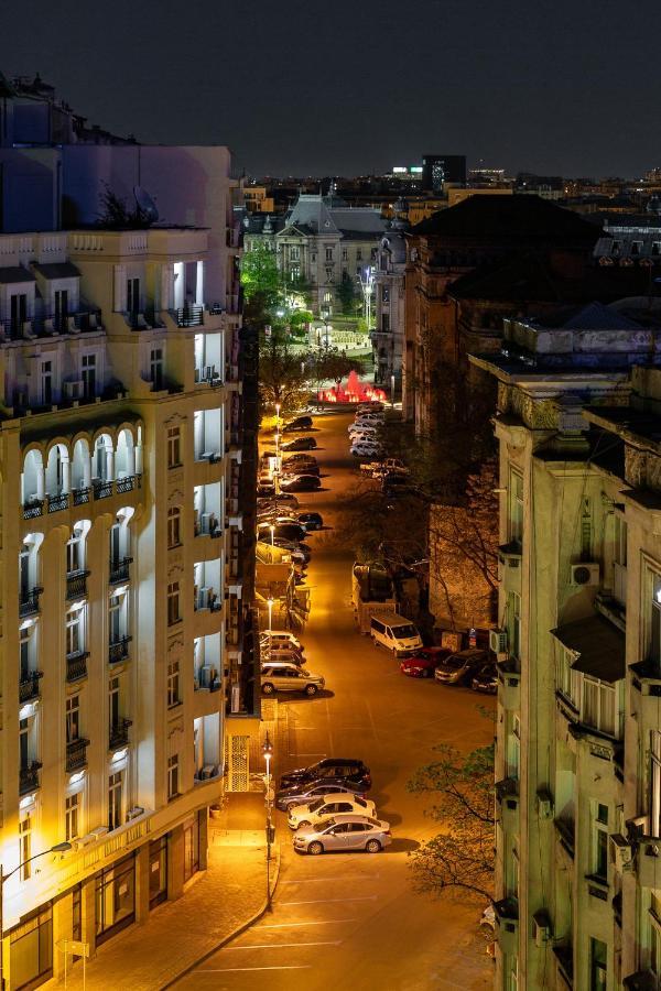 Qult - The Aristocrat Apartamento