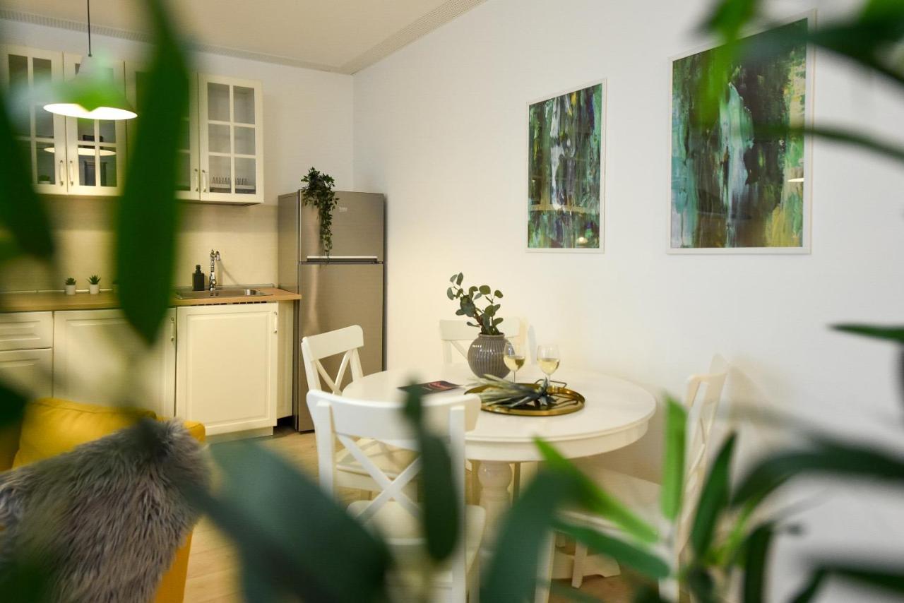 The Comfy Spot - 1 Br-apartment & Parking Included In North Business Area * Bucharest