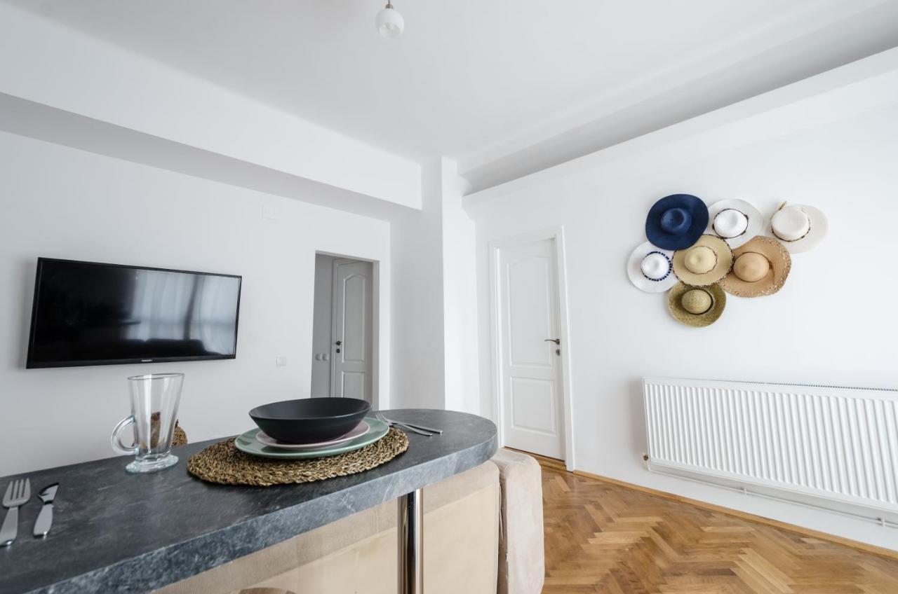 University One Bedroom Loft With Terrace Apartament Bucureşti