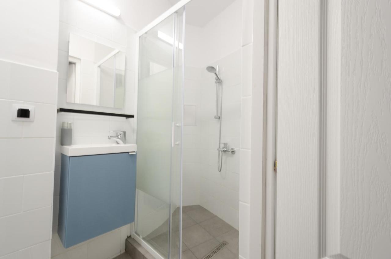 Apartament University One Bedroom Loft With Terrace Bucureşti