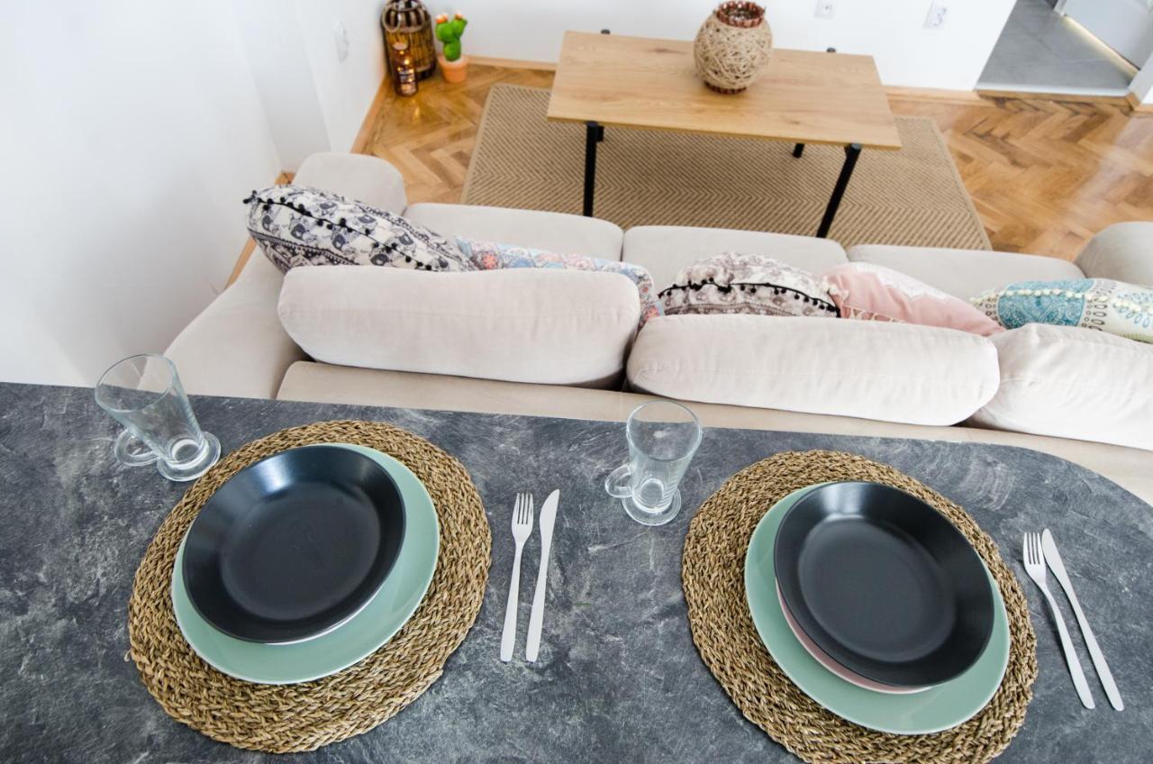 University One Bedroom Loft With Terrace * Bucureşti