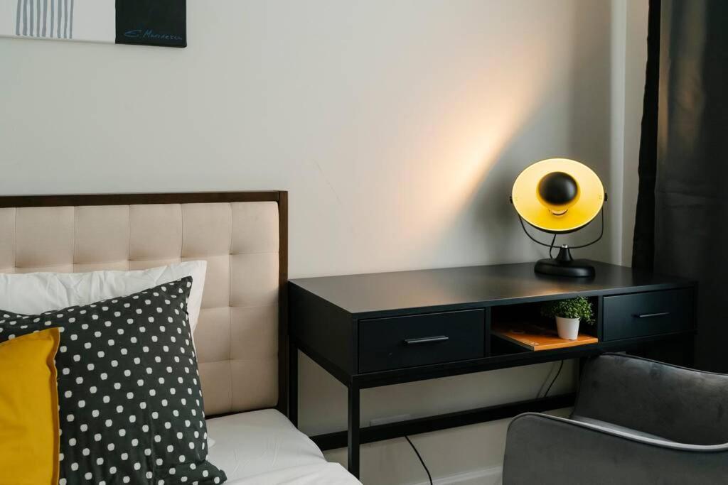 Sunny 2br Flat-top Location-amazing Views * Bucureşti