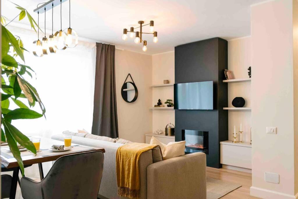 Sunny 2br Flat-top Location-amazing Views Apartament Bucureşti