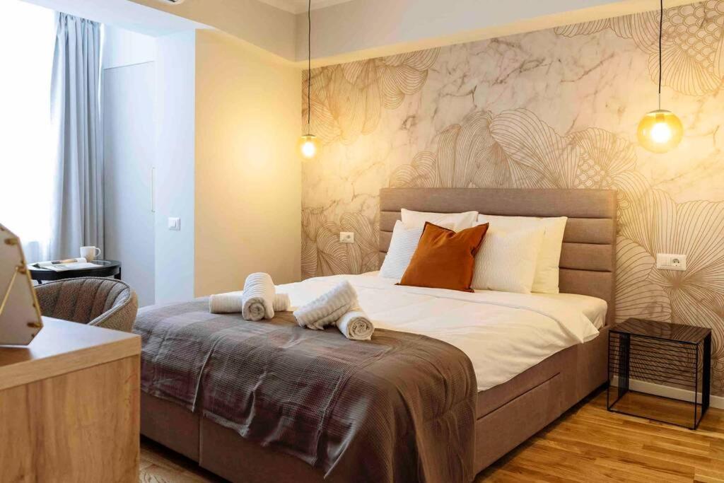 Stunning Views 2br Intercontinental Flat * Bucharest