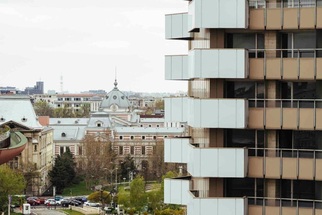 Stunning Views 2br Intercontinental Flat