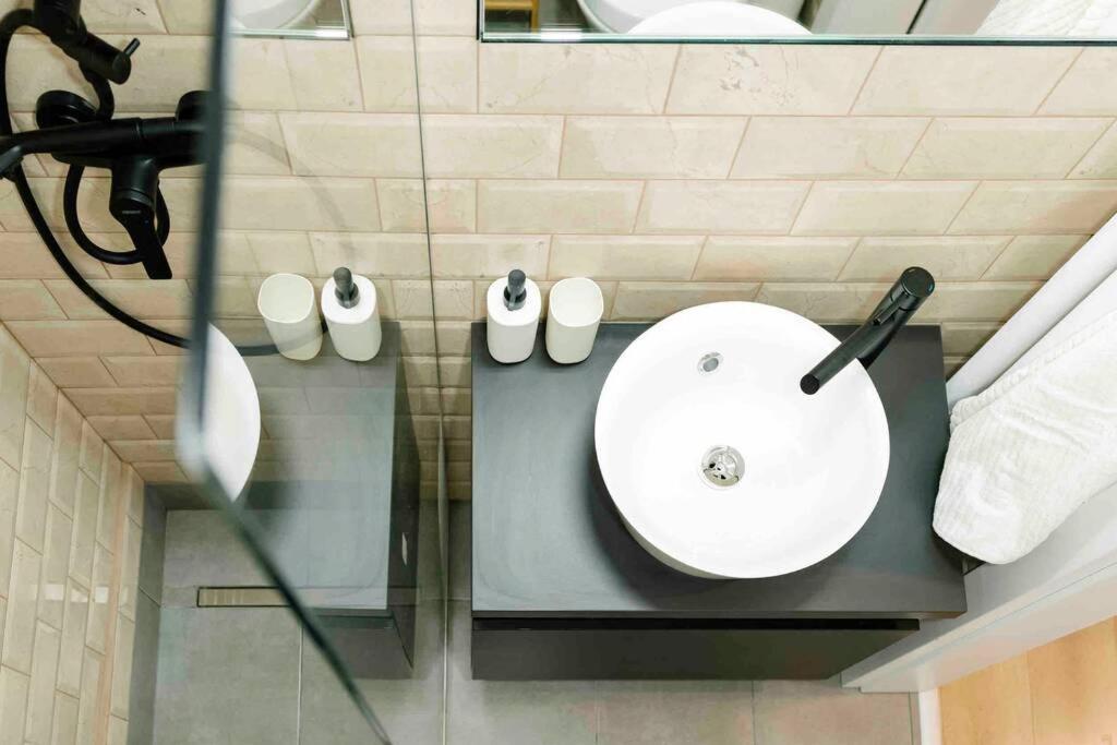 Apartament Sunny 2br Flat-top Location-amazing Views Bucureşti
