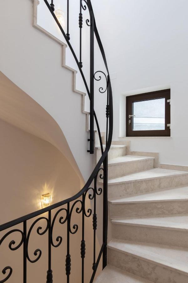 Holt Old Town One Bedroom Bucharest