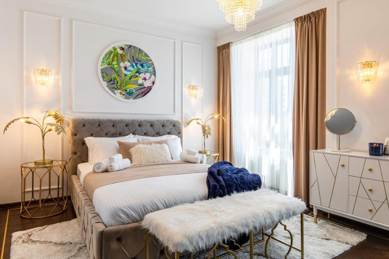 Holt Old Town One Bedroom * Bucharest