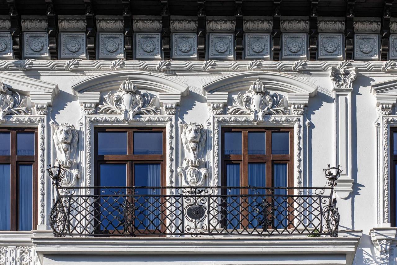 Holt Old Town Luxury 2* Bucharest