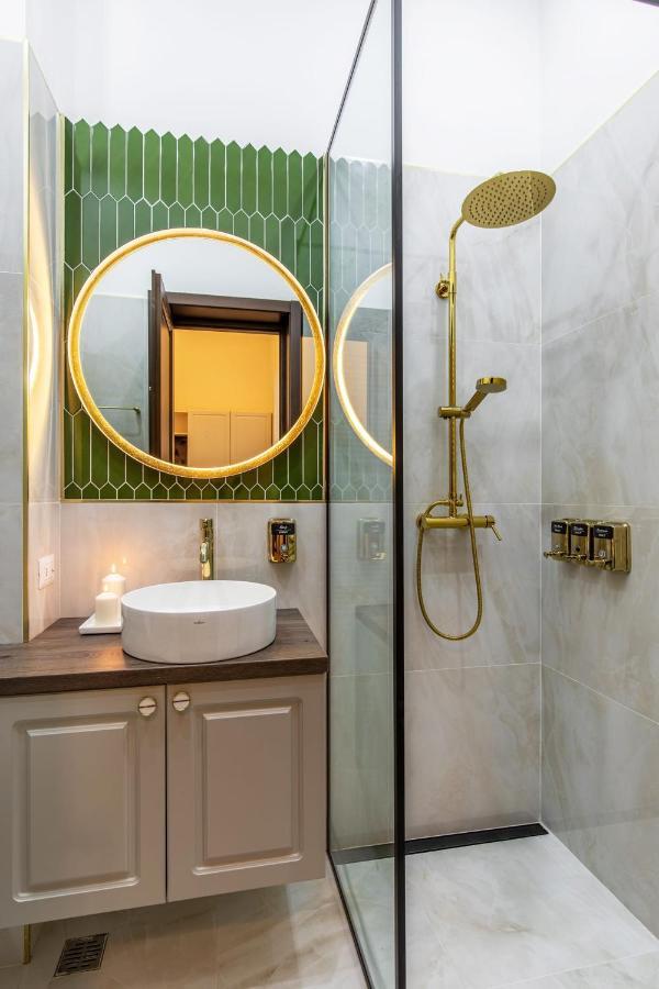 Holt Old Town Luxury Inn Bucharest