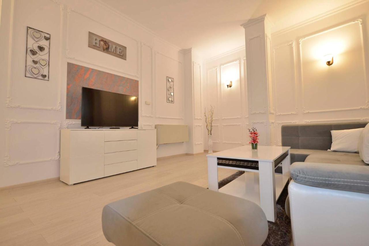Amadeus Hotel de apartamente *