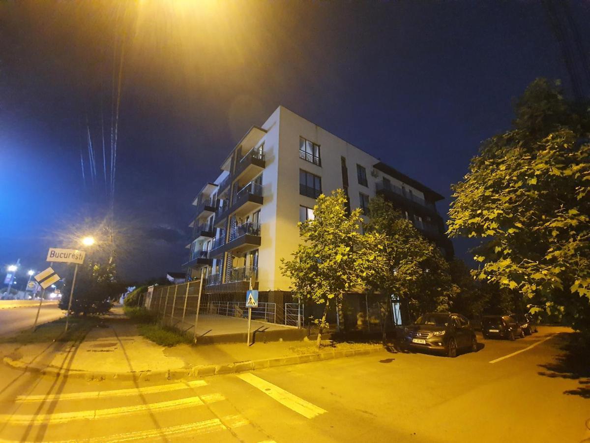 Nicho Bucurestii Noi Apartment