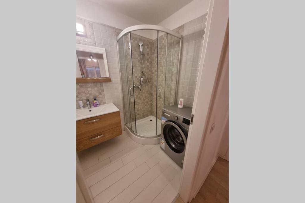 Apartamento Park 5, 2 Bedroom Bucareste