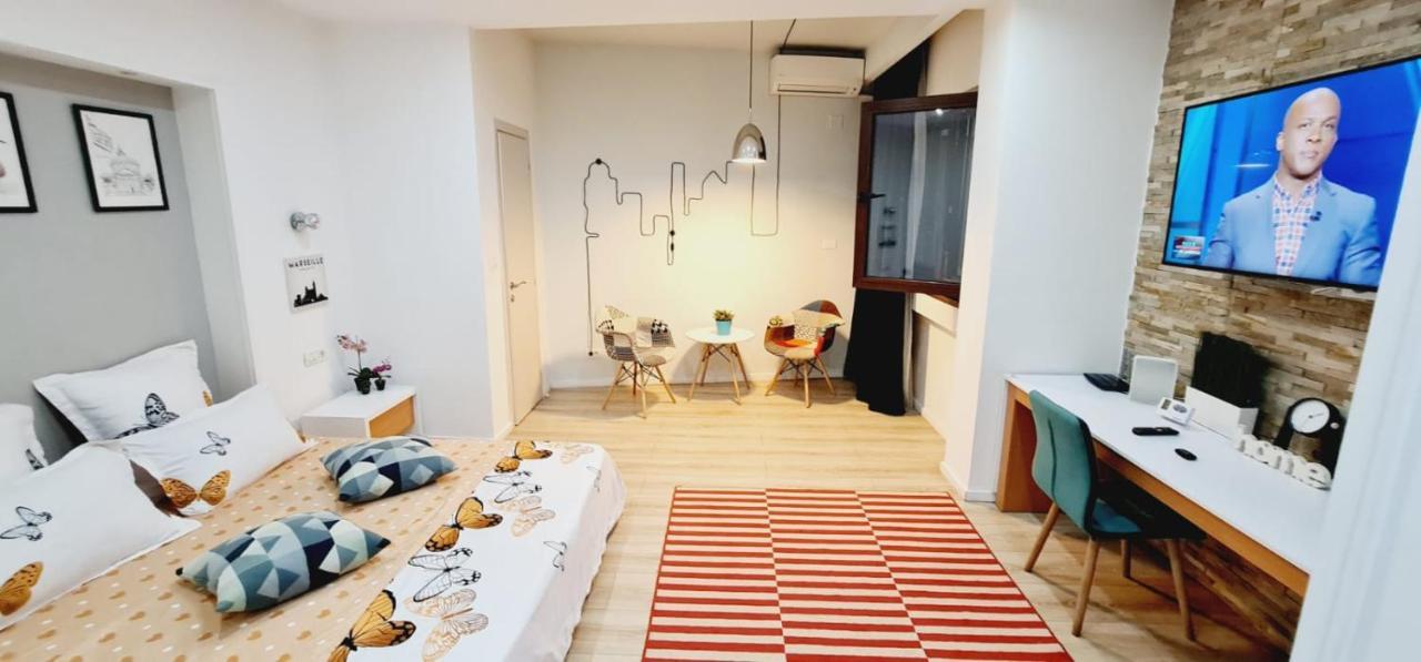 Sky Studio - Ultracentral Apartament *