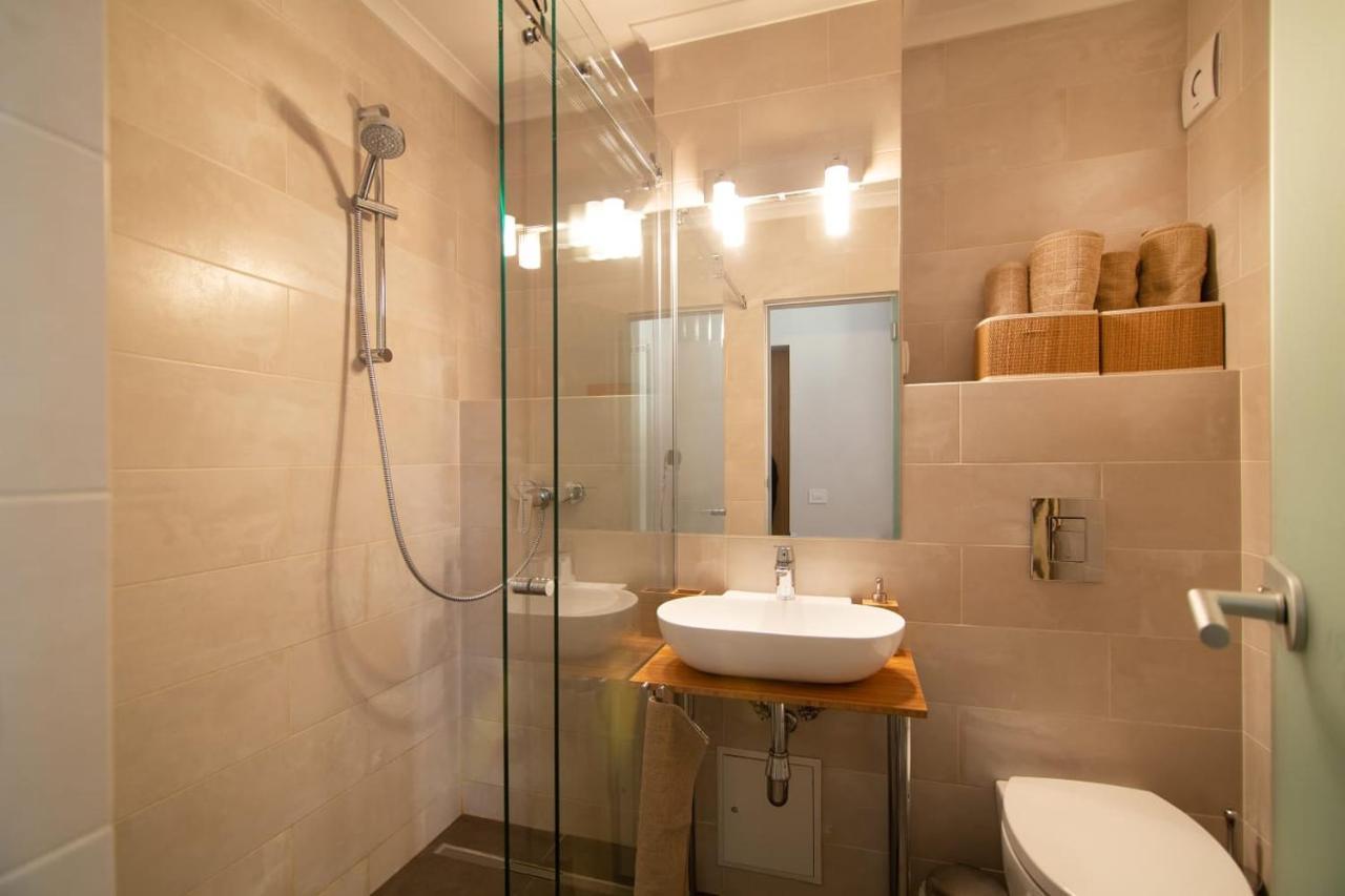 Apartament, Ultracentral, Piata Victoriei *