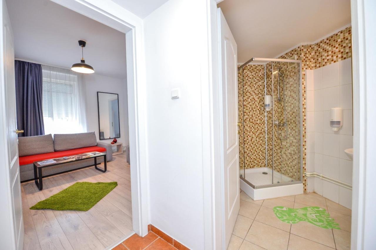 Unirii Square Old Town Apartment *