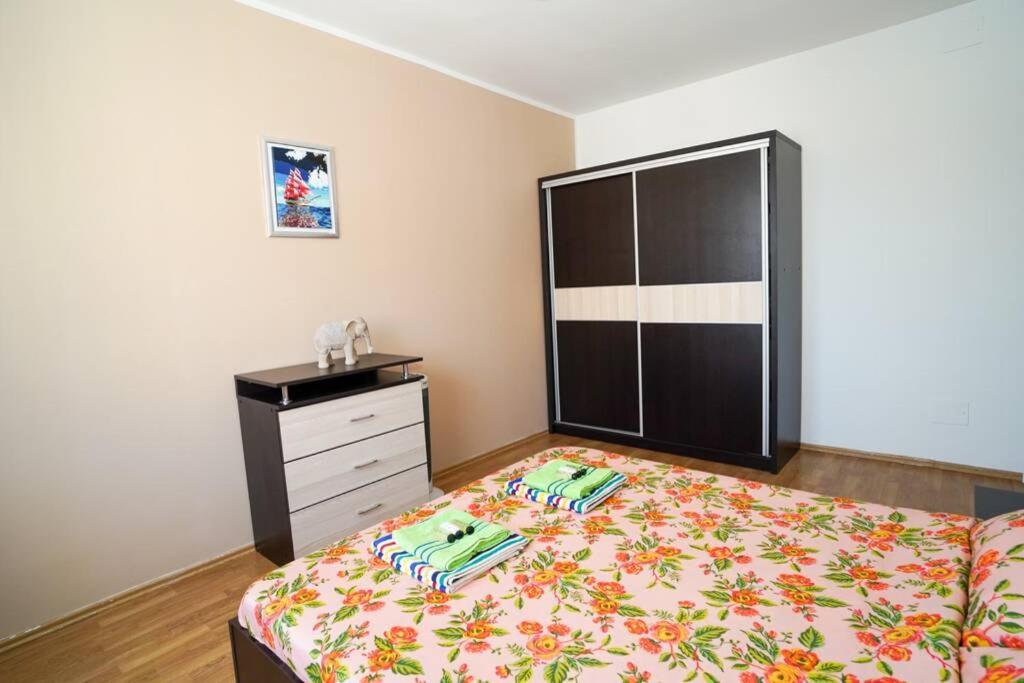 Apartment Sky Modern 1 Bedroom Apt W Free Parking *