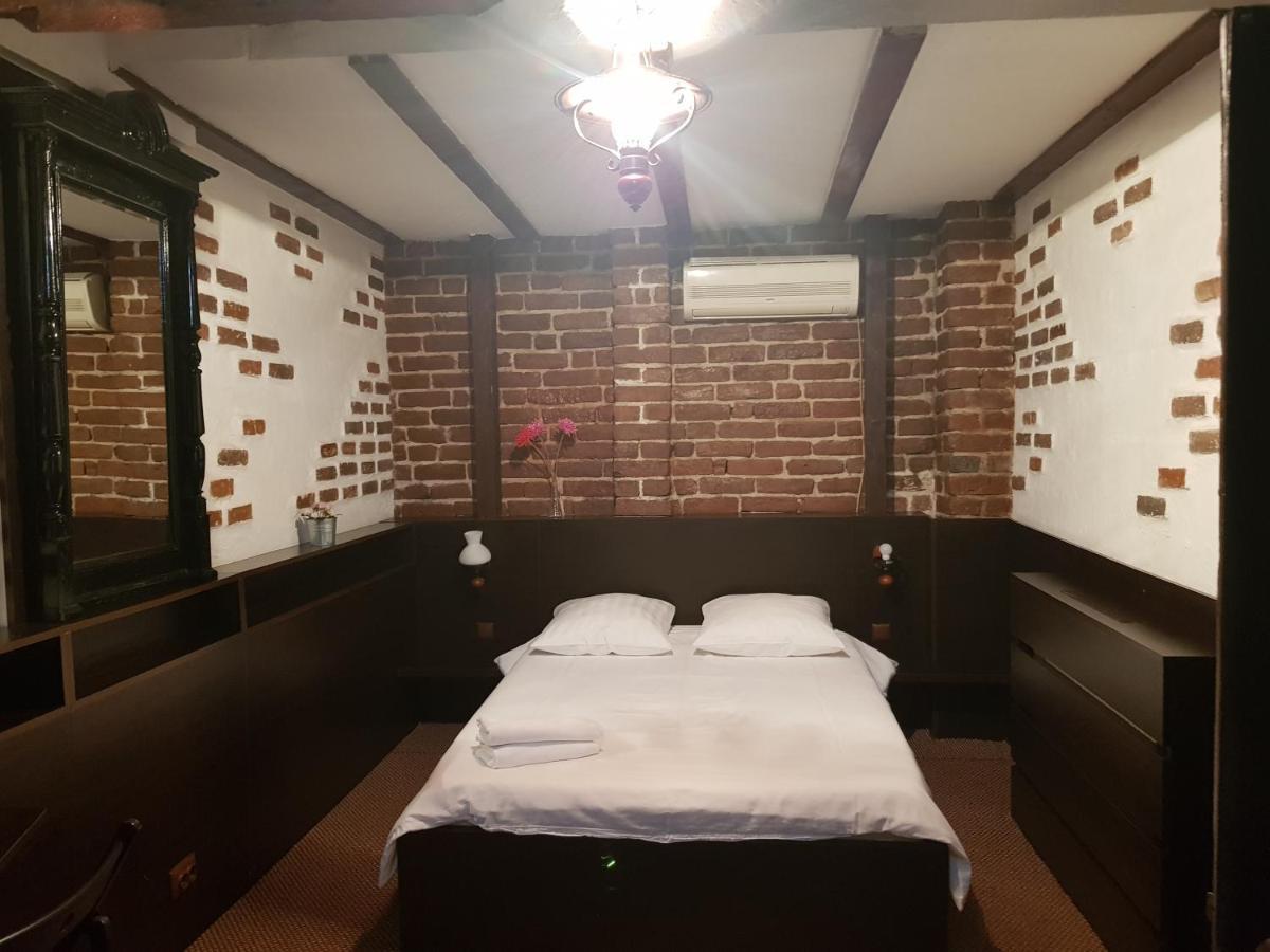 Mpoint Bed & Breakfast *