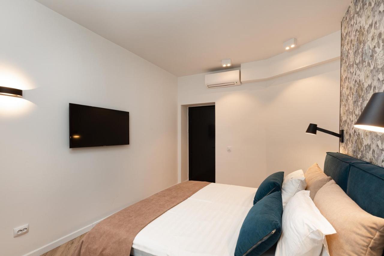 Metropole Royal Apartment Bucharest