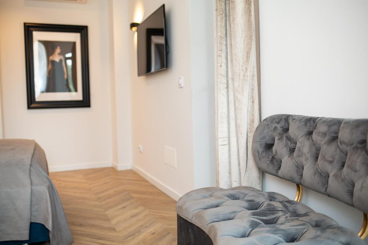 Metropole Royal Apartment