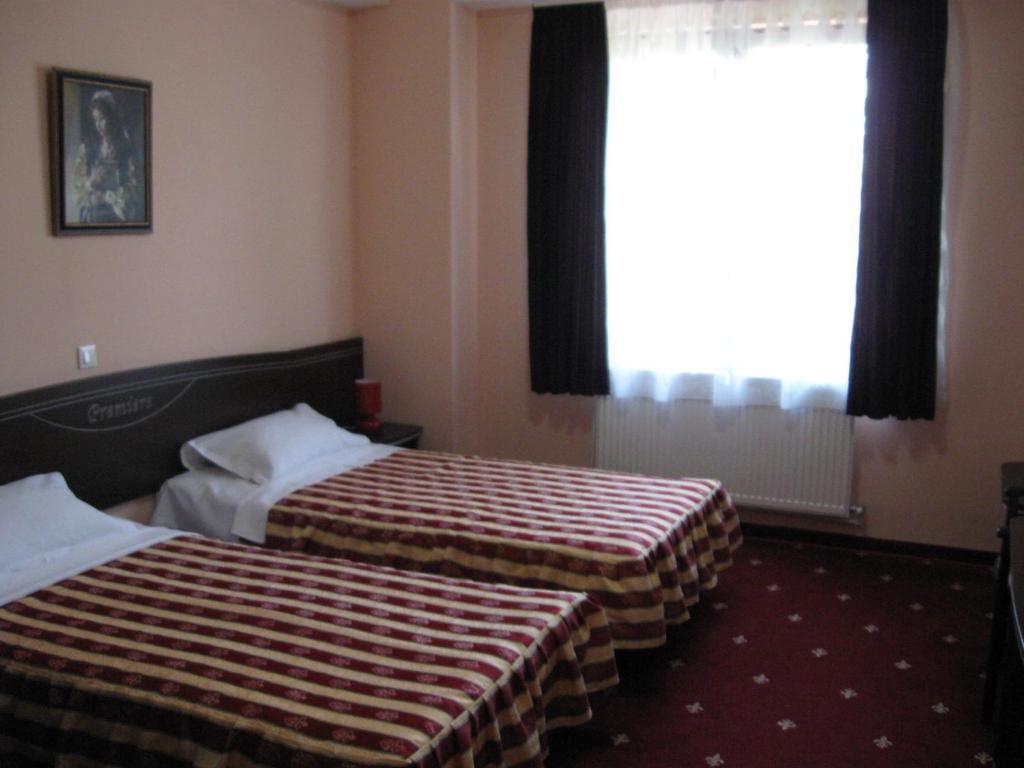Premiere Hotel