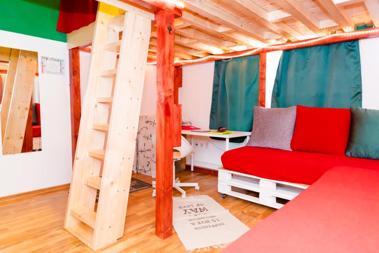Cloud 9 House Apartamento Bucareste