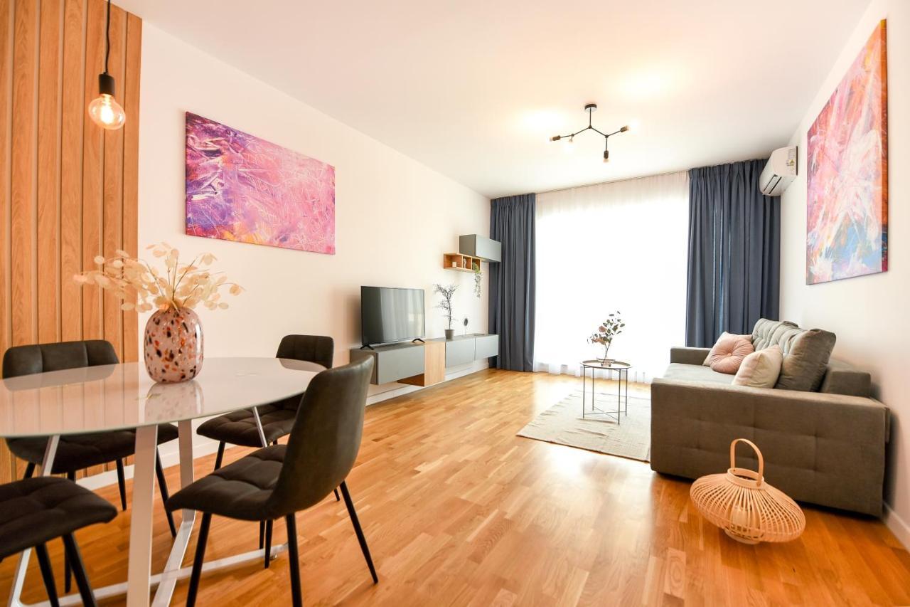 Eye Candy Romexpo 2-bedroom With Free Parking