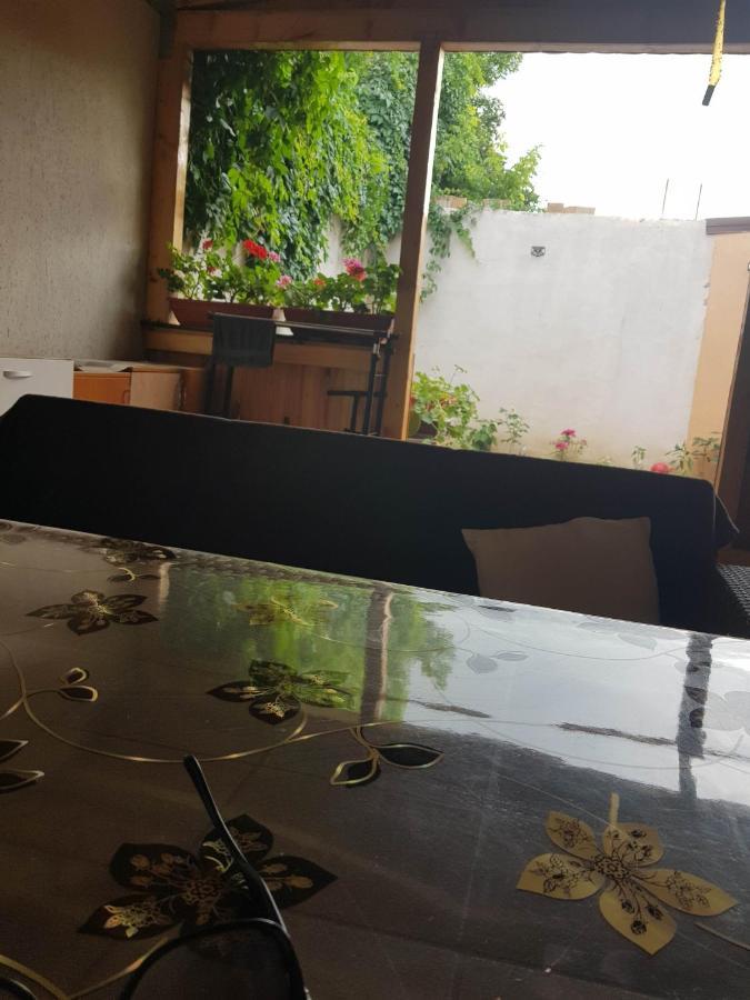 Homestay Casa Darya-24h Check-in Bucharest
