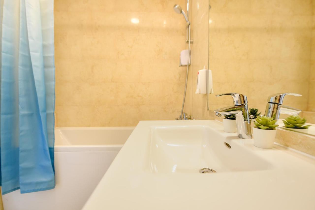 Apartament Eye Candy Romexpo 2-bedroom With Free Parking *