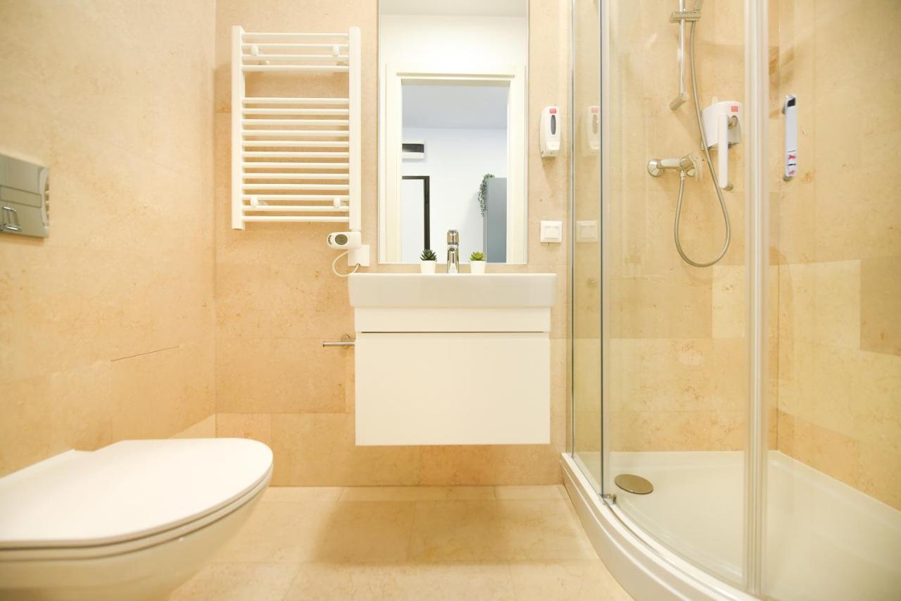 Eye Candy Romexpo 2-bedroom With Free Parking Apartament *