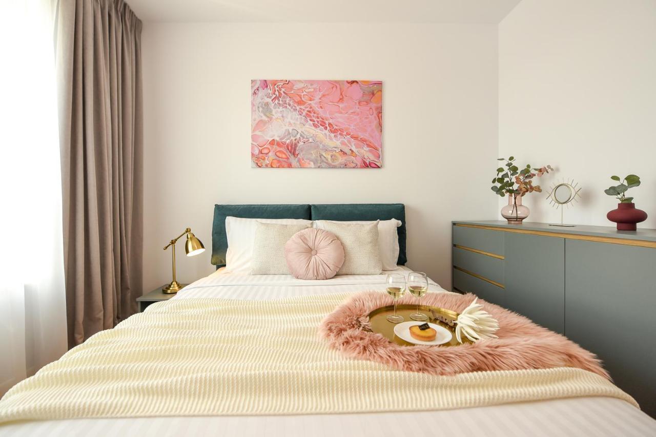 Eye Candy Romexpo 2-bedroom With Free Parking Apartament Bucureşti