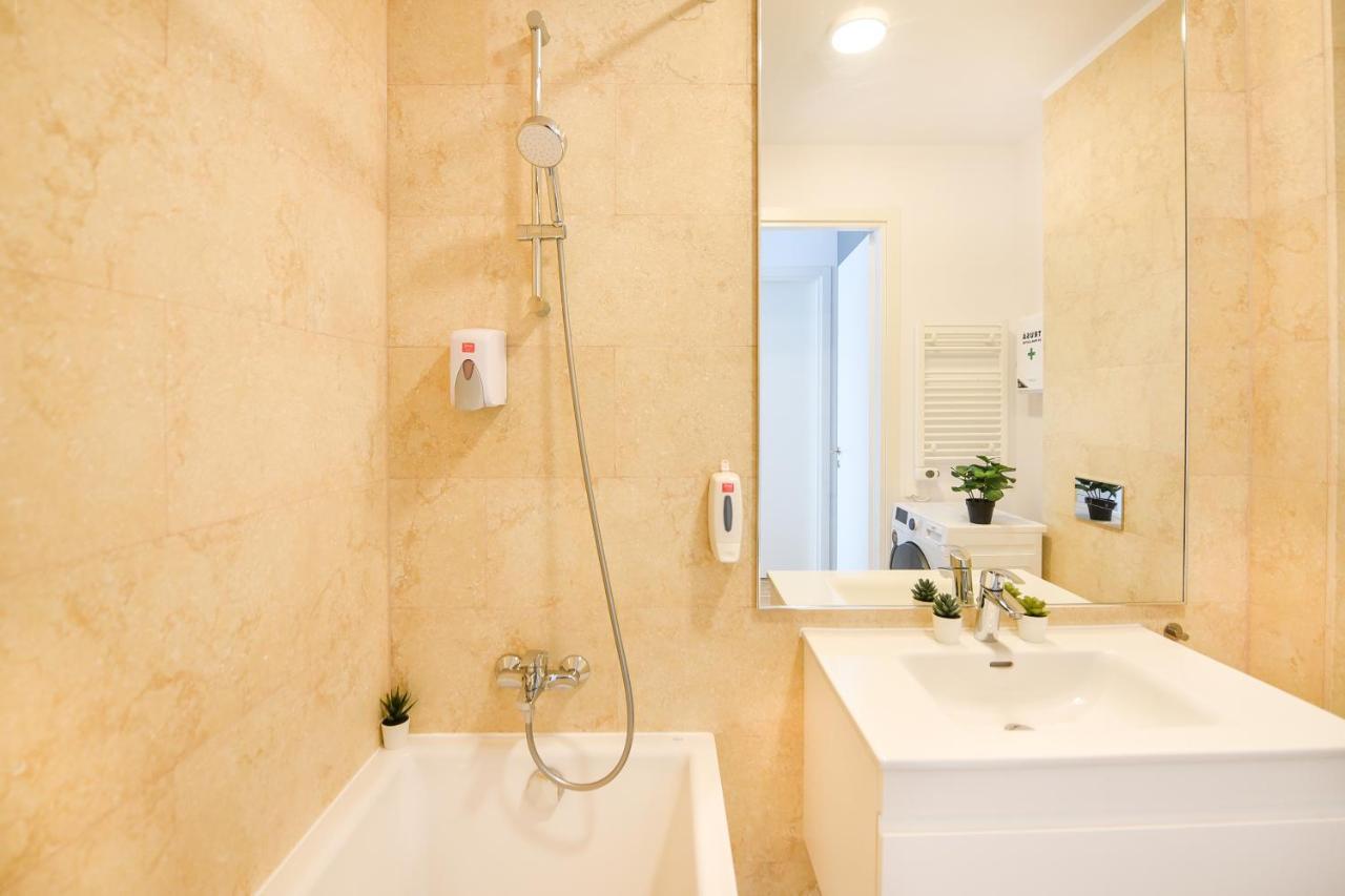 Apartament Eye Candy Romexpo 2-bedroom With Free Parking