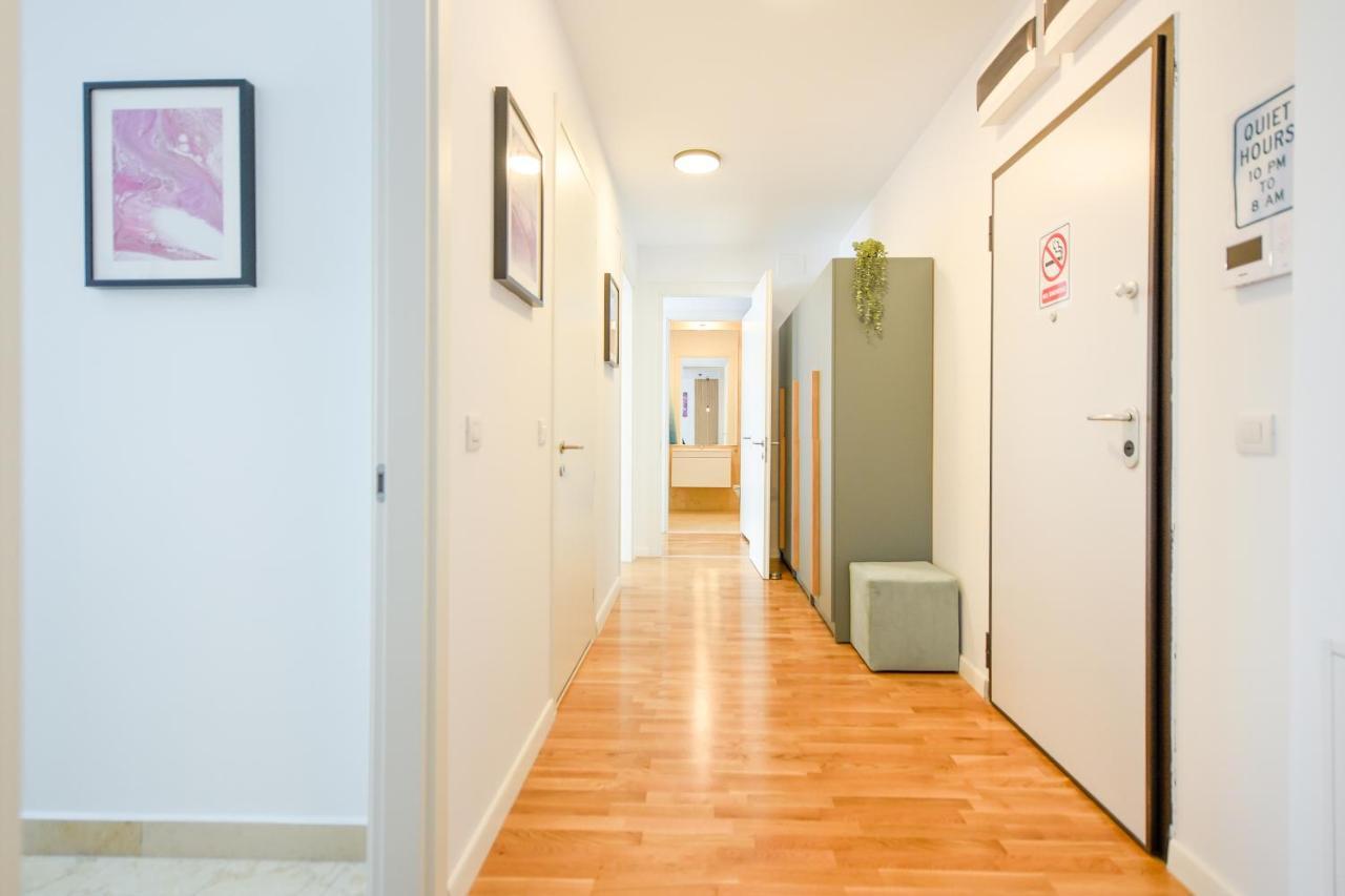 Eye Candy Romexpo 2-bedroom With Free Parking Apartament Bucureşti