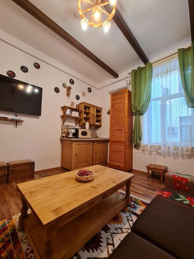 City Home Apartment Bucharest