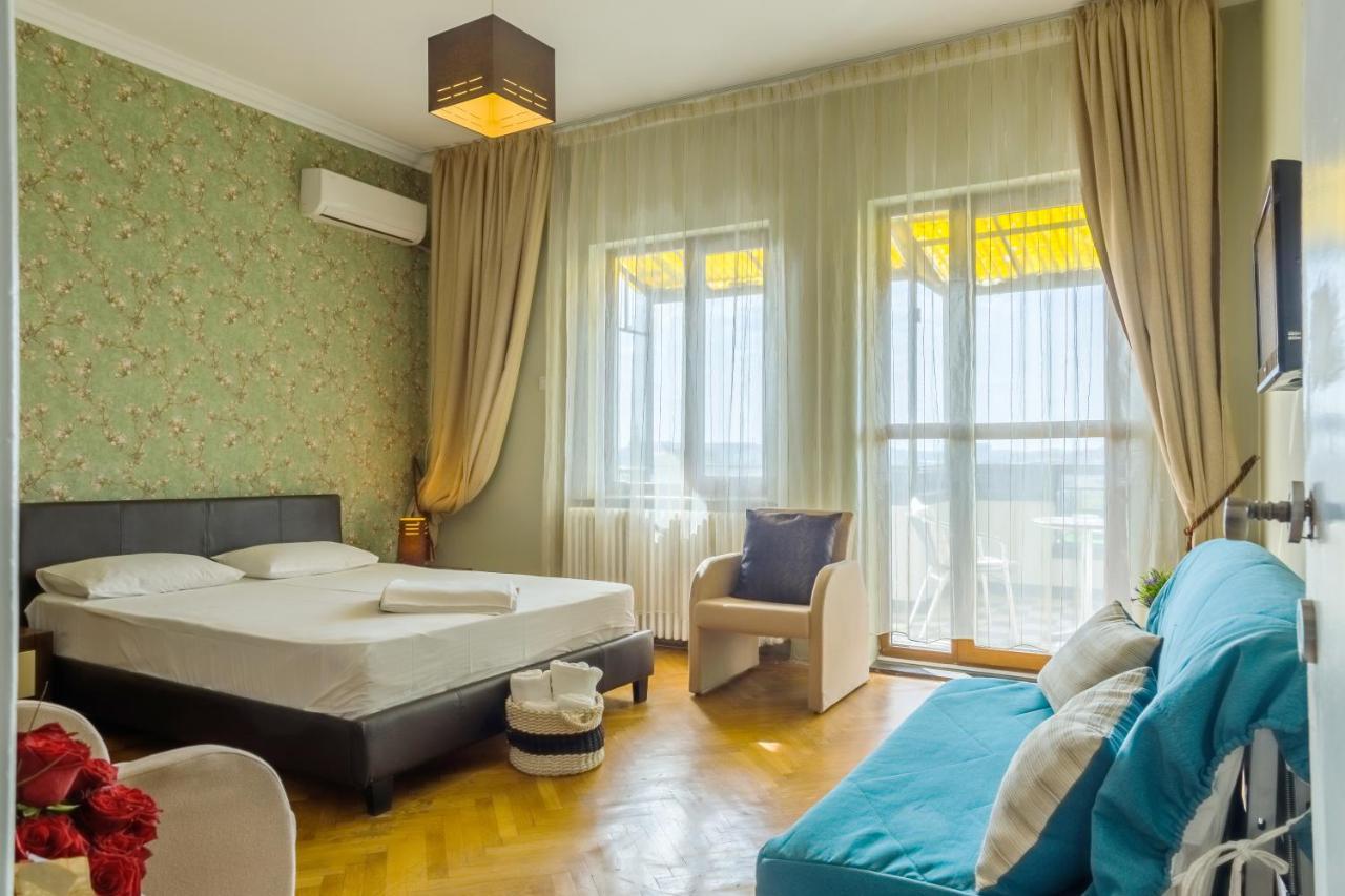 Panoramic Cismigiu Park Apartment Bucharest