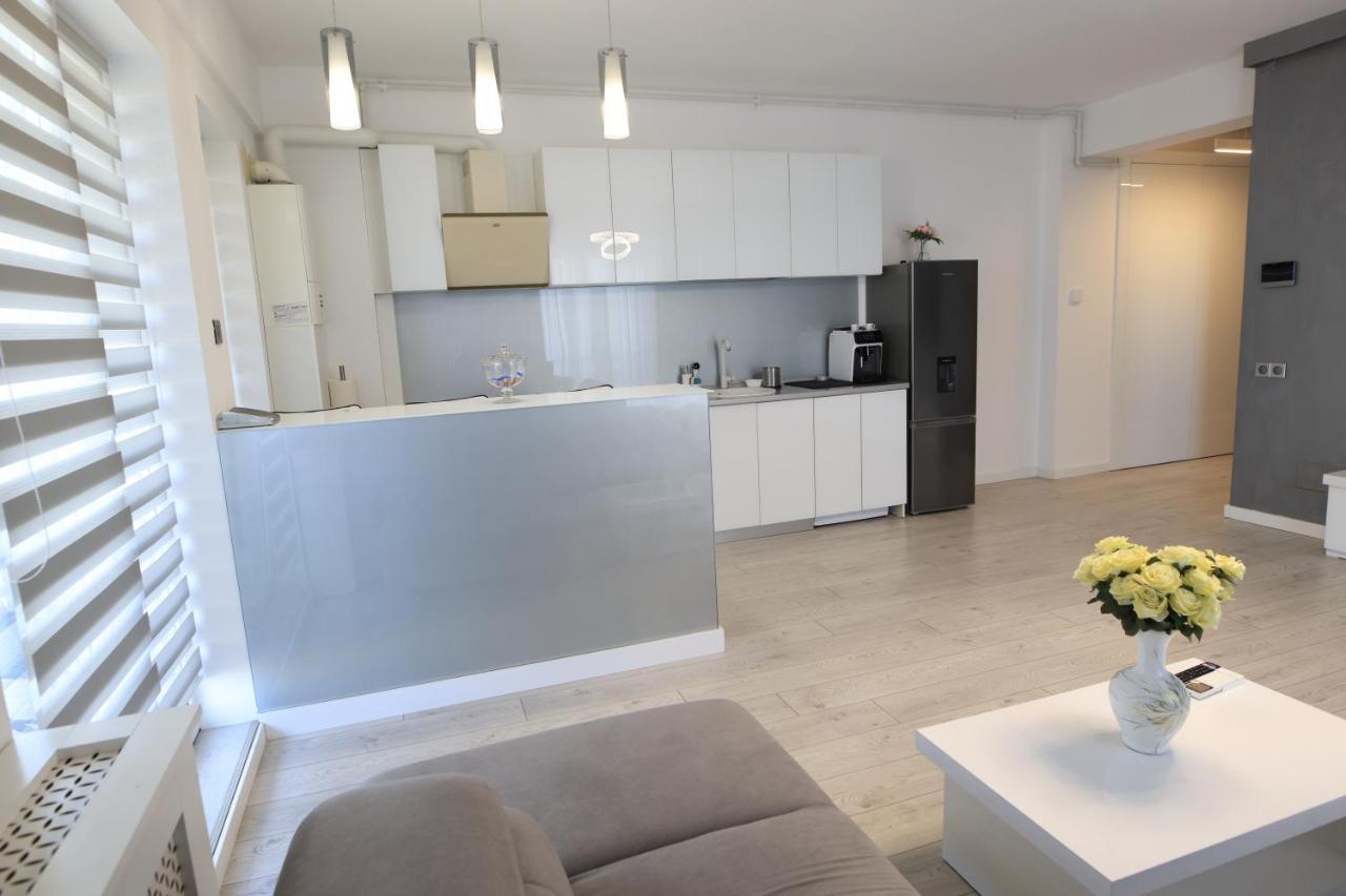 Nicho Bucurestii Noi Apartment *