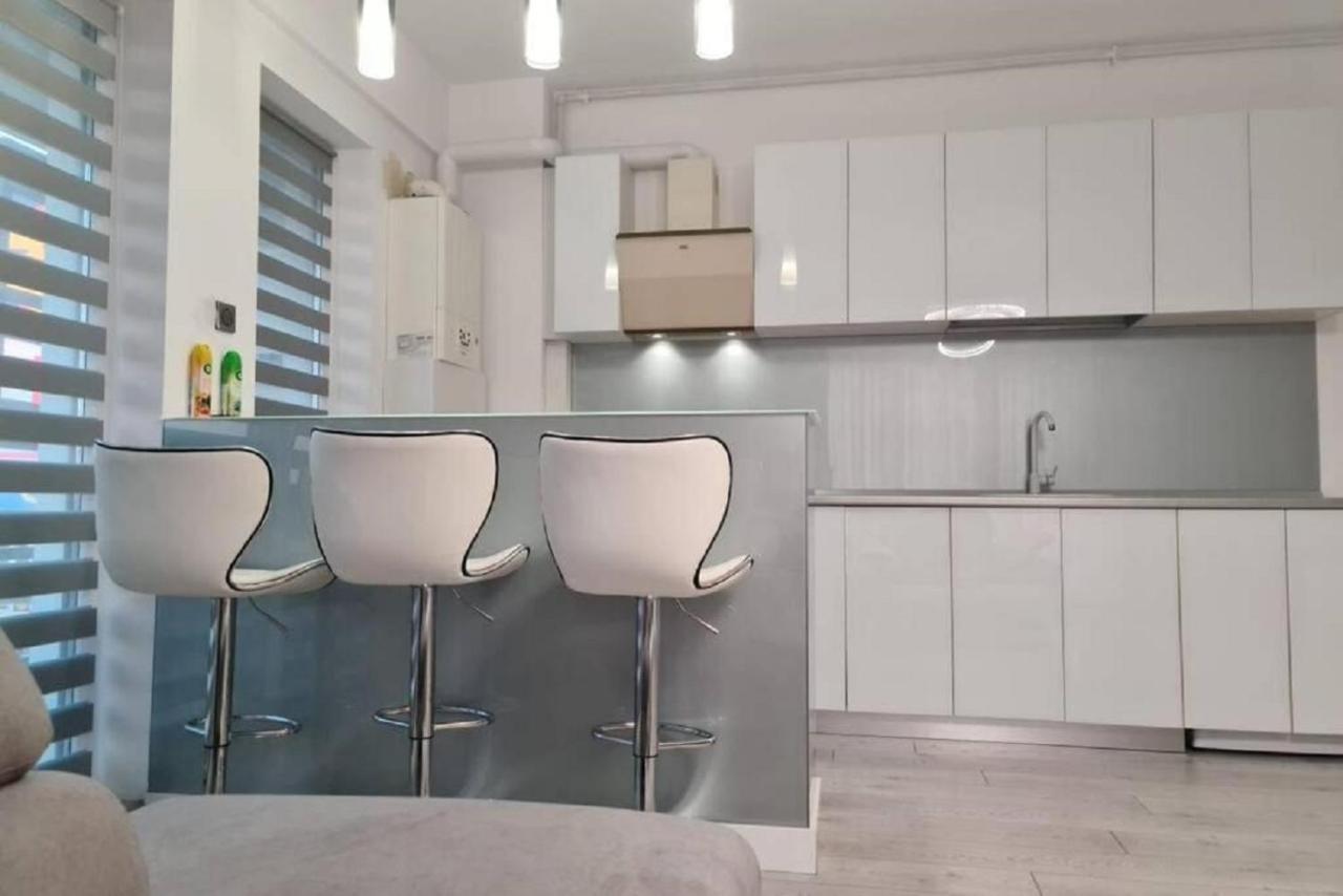 Apartment Nicho Bucurestii Noi *