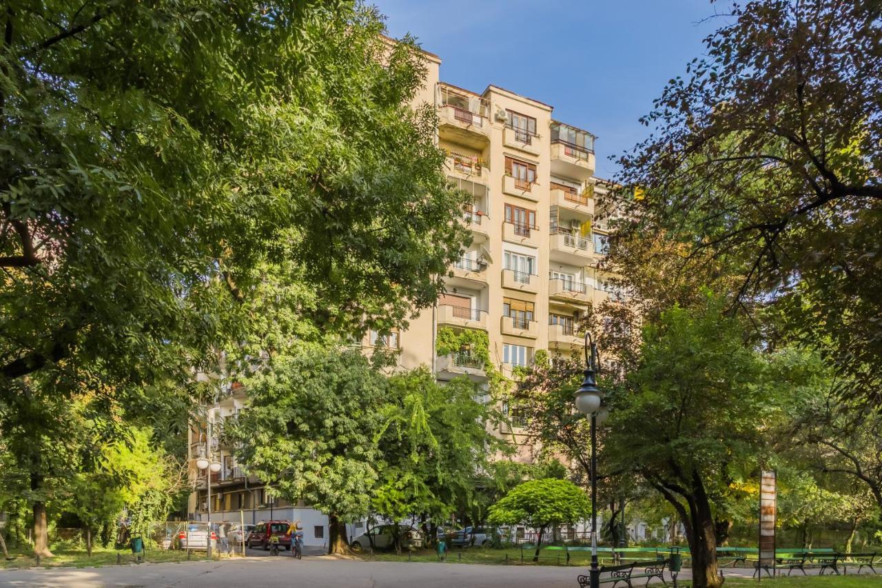 Palace Cismigiu Park Apartment Bucharest