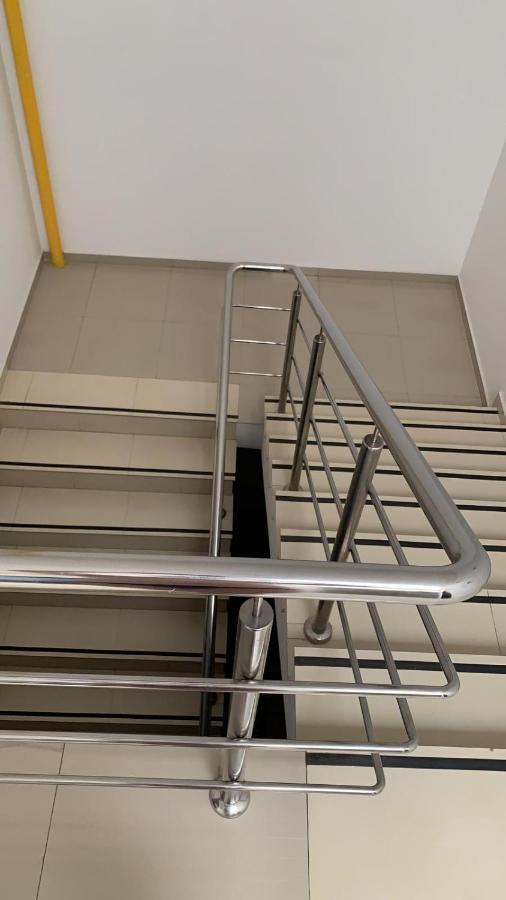 Centru Unirii Luxury Vip Apartment: Spacious 2-room With Heated Parking Bucharest