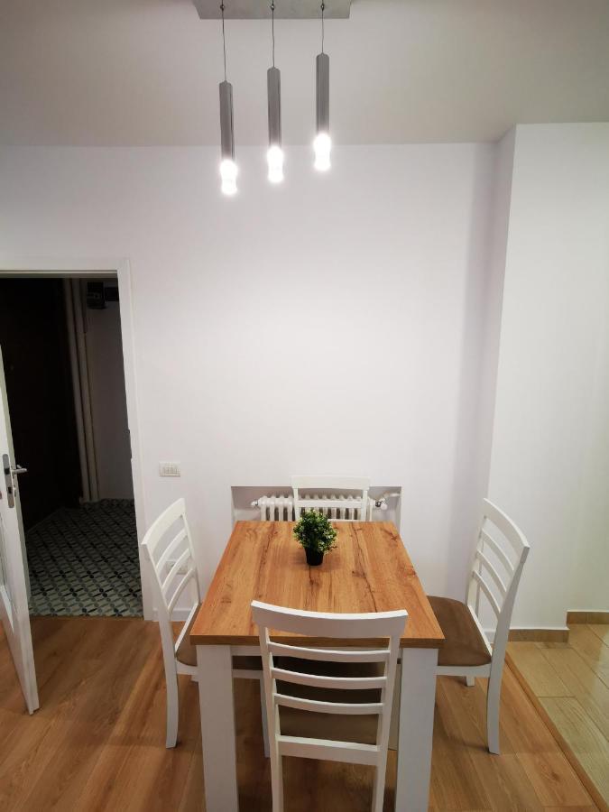 Black&white Apartment *