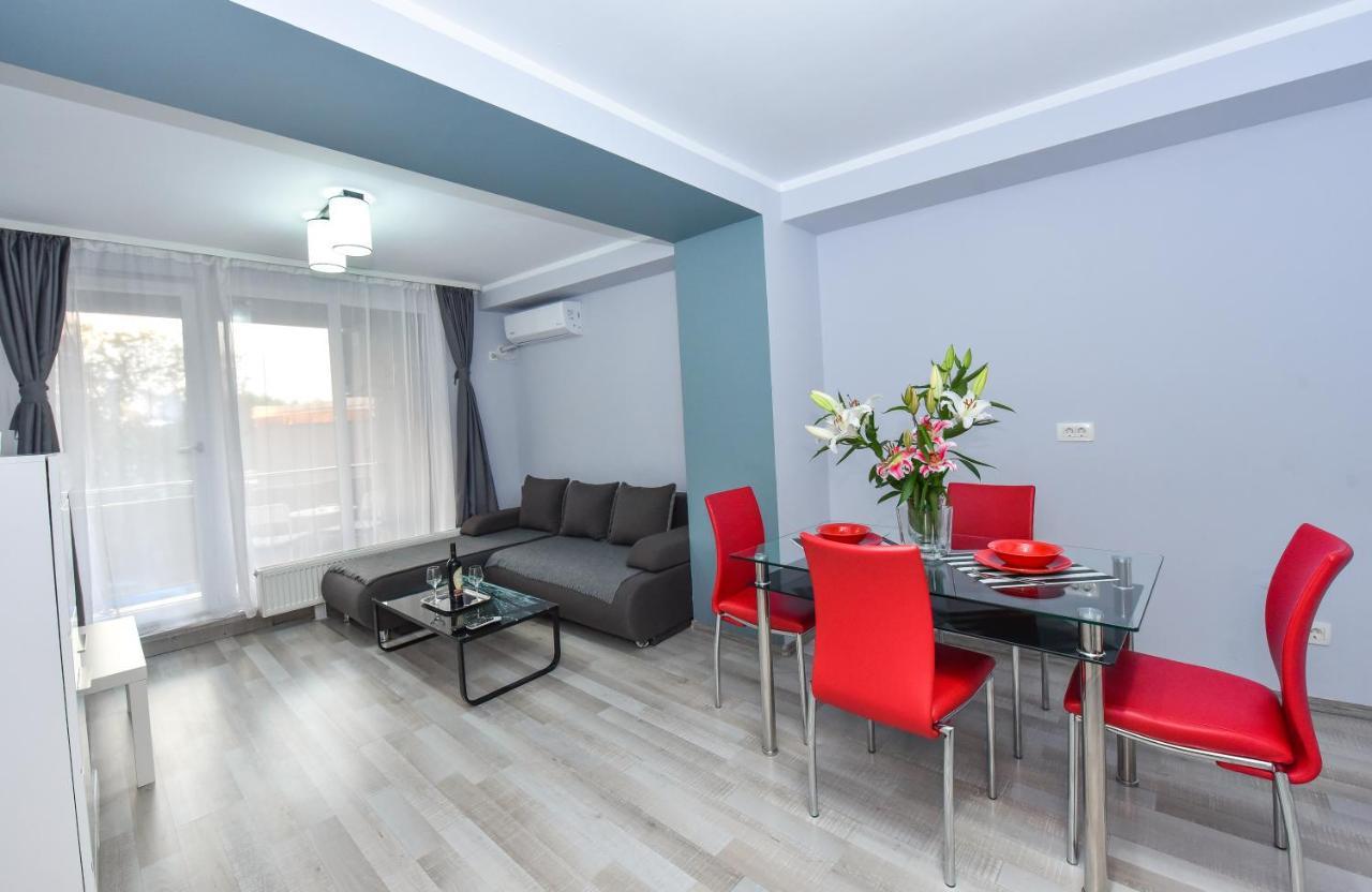 Royal Apartment *