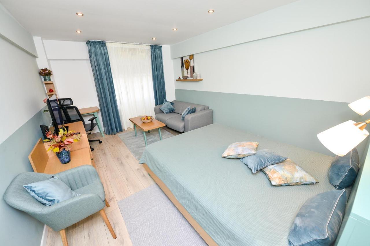 Victoriei_majestic Apartment Bucharest