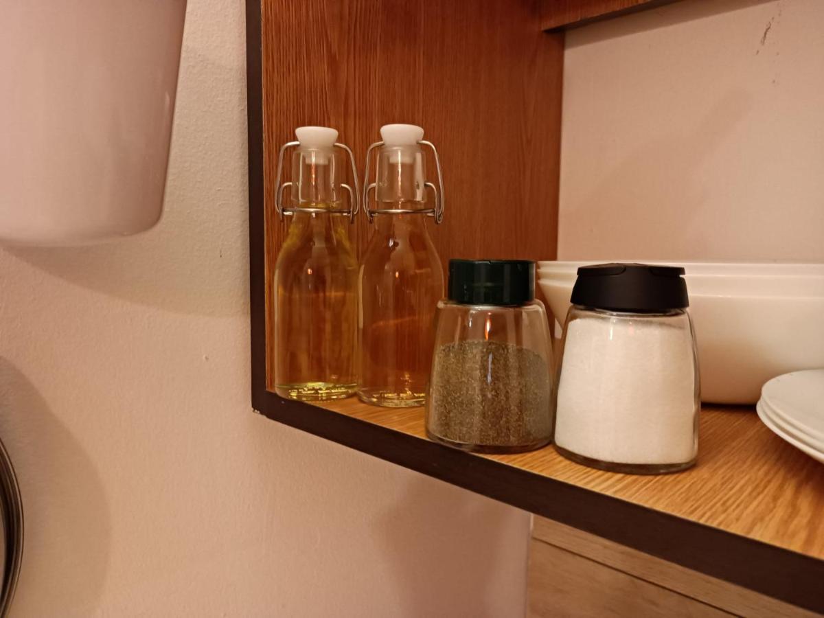Discreet And Quiet In Of Piata Romana Apartment Bucharest