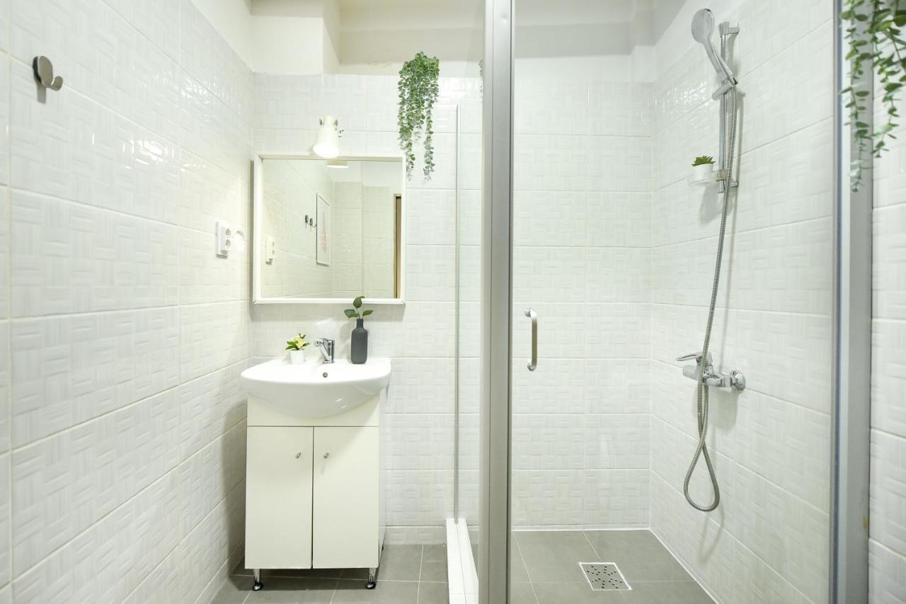 I'm Lovin It. Unique Studio Apartment Bucharest
